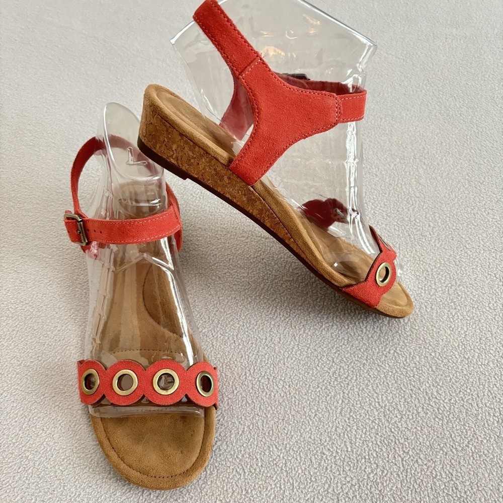 Kookaburra By Ugg Women Coral Ankle Strap Cork Wedge Grommet Sz 7.5 M Sandal